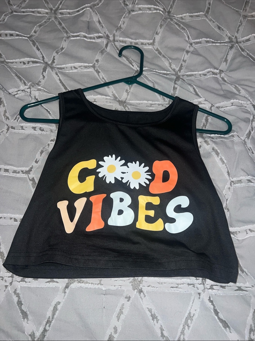Black 'Good Vibes' Daisy Graphic Crop Tank